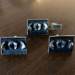 Men’s “child’s feet” Cufflinks & Tie Clip Worn for Baptism